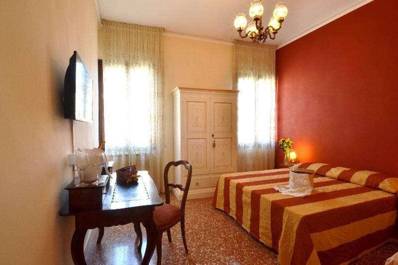 Hotel Mignon Venice Exterior photo