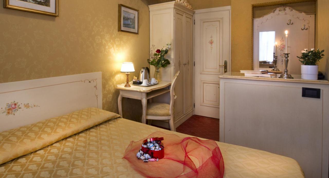 Hotel Mignon Venice Exterior photo